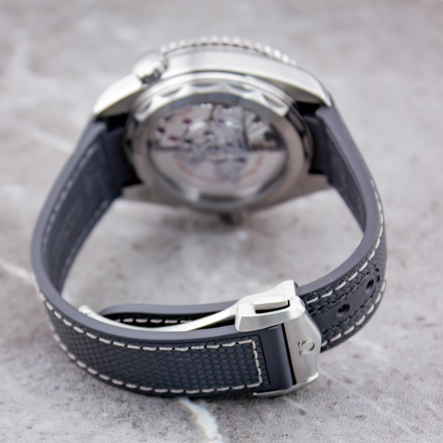 Omega Seamaster Planet Ocean 600M Grey – Co-Axial Master Chronometer