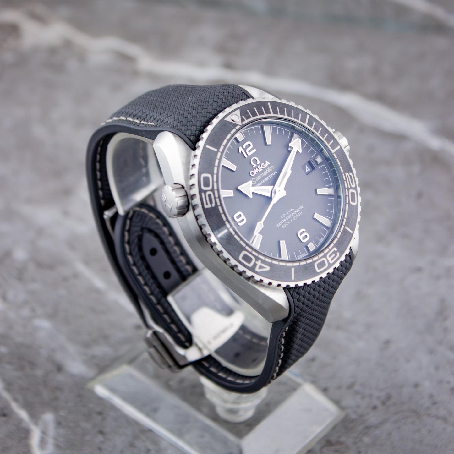 Omega Seamaster Planet Ocean 600M Grey – Co-Axial Master Chronometer