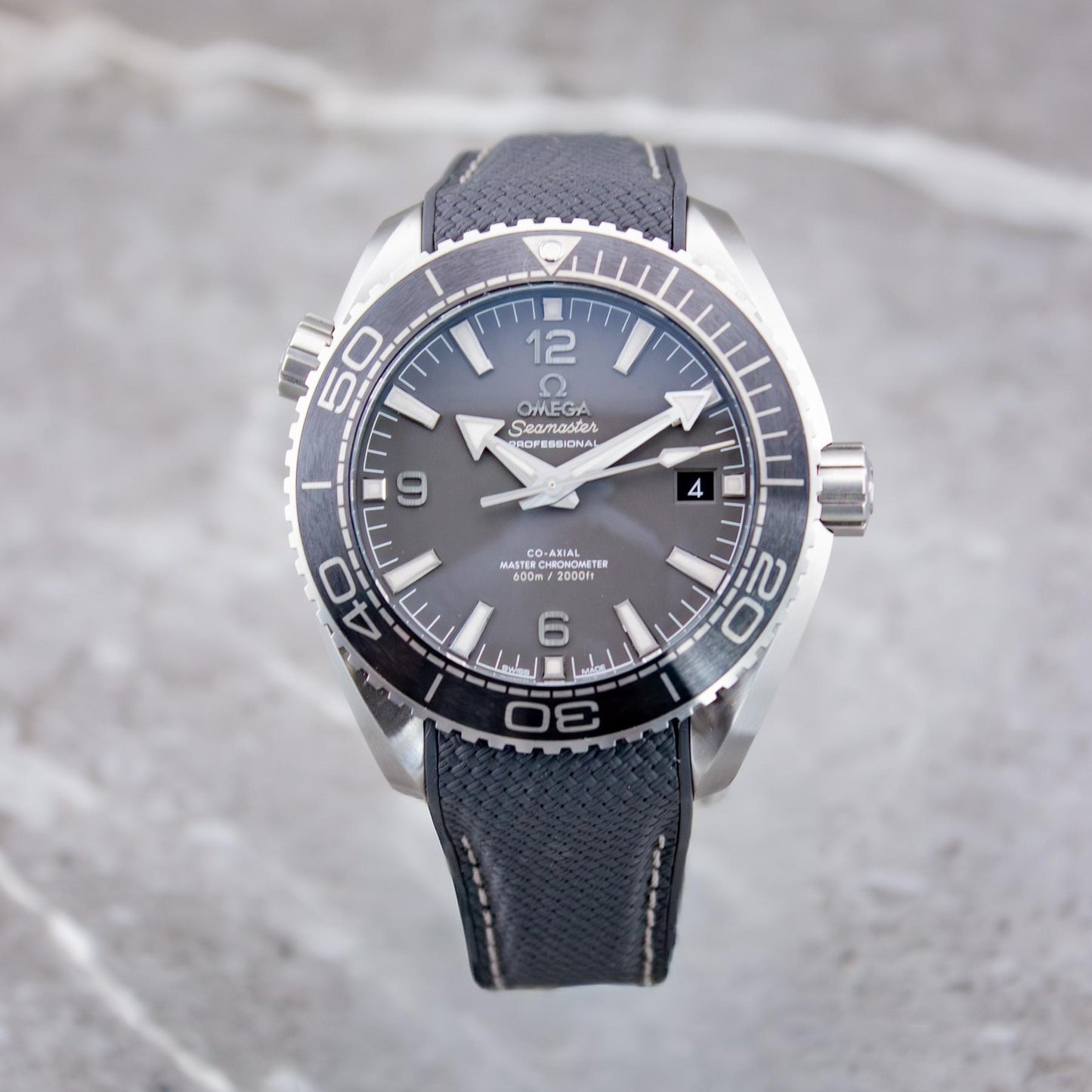 Omega Seamaster Planet Ocean 600M Grey – Co-Axial Master Chronometer