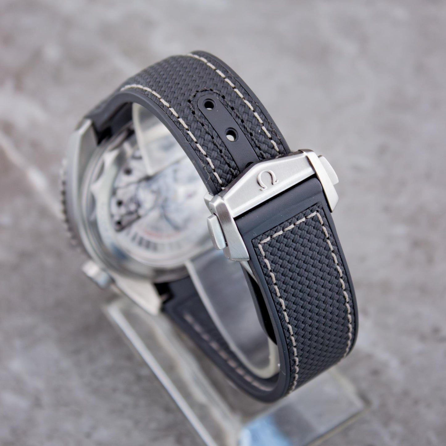 Omega Seamaster Planet Ocean 600M Grey – Co-Axial Master Chronometer