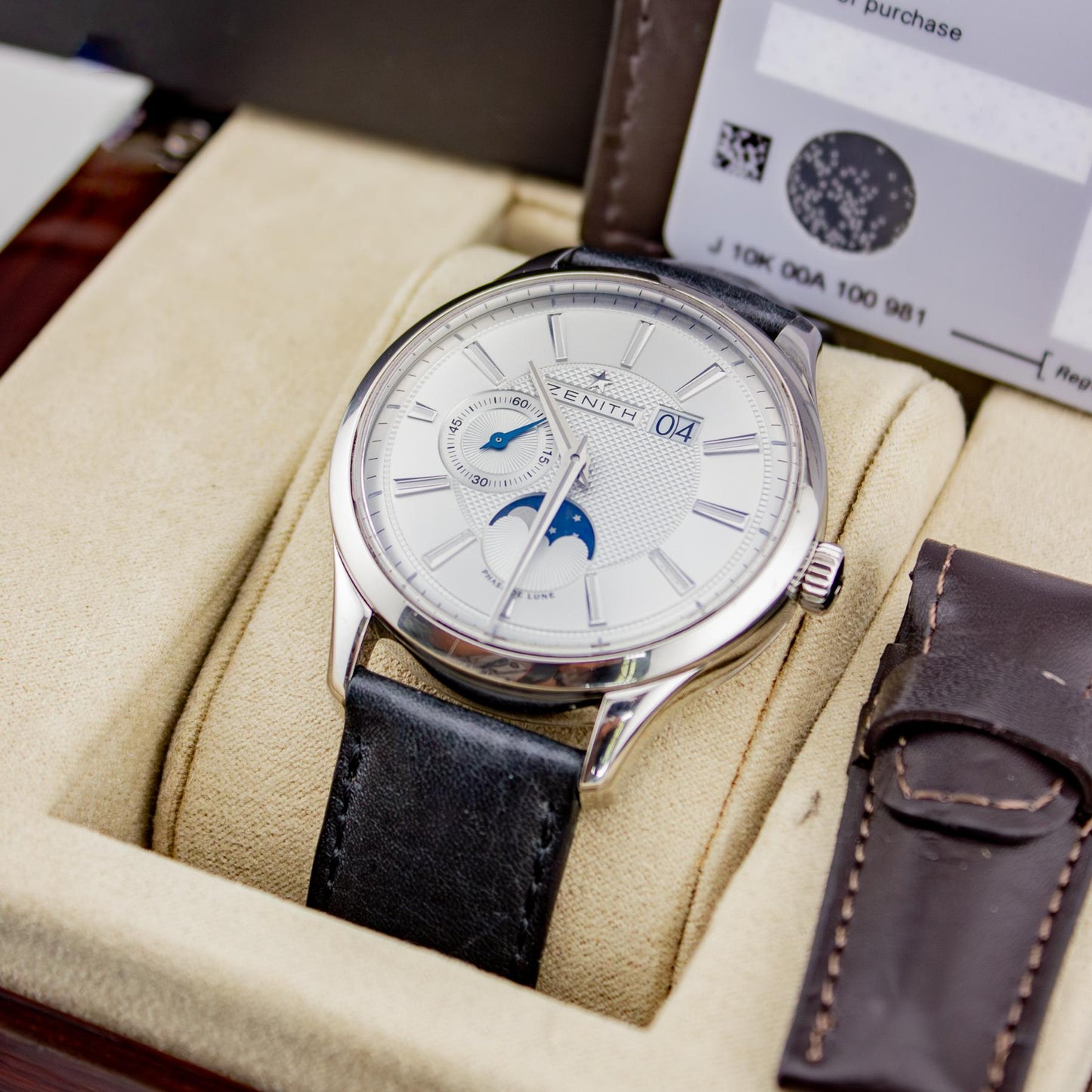 Zenith Elite Moonphase – Silver Guilloché Dial